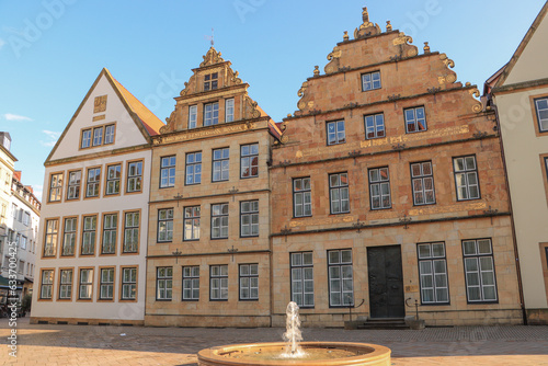 Bielefeld; Häuserzeile am Alten Markt mit Battig-Haus