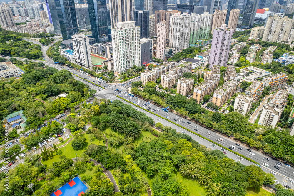 A real estate community next to Shenzhen Central Park