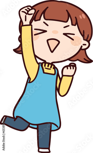 腕を突き上げて喜ぶ女性