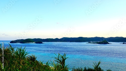 座間味村阿嘉島から見た座間味島の朝の風景