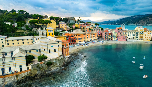 Φωτογραφία View of the Bay of Silence in Sestri Levante, Liguria, Italy