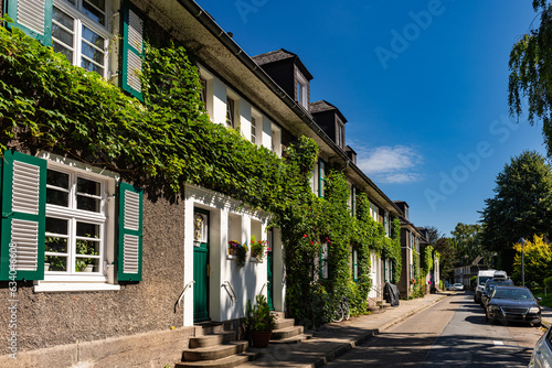 Historische Häuser der Arbeitersiedlung Margarethenhöhe in Essen; Ruhrgebiet; Deutschland photo