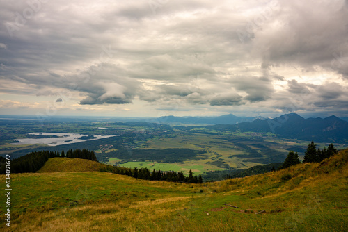 Blick vom hinteren Hörnle, Bad Kohlgrub auf Murnau, Murnauer Moos, Staffelsee, Herzogstand, Heimgarten photo