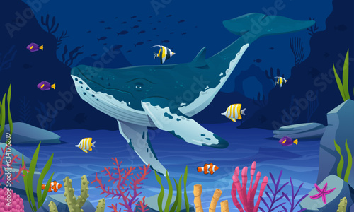 Escena de ballena en el fondo del mar. Vector de paisaje submarino con algas y banco de peces en el océano. Ilustración de fondo marino con ballena gris, peces y plantas marinas.