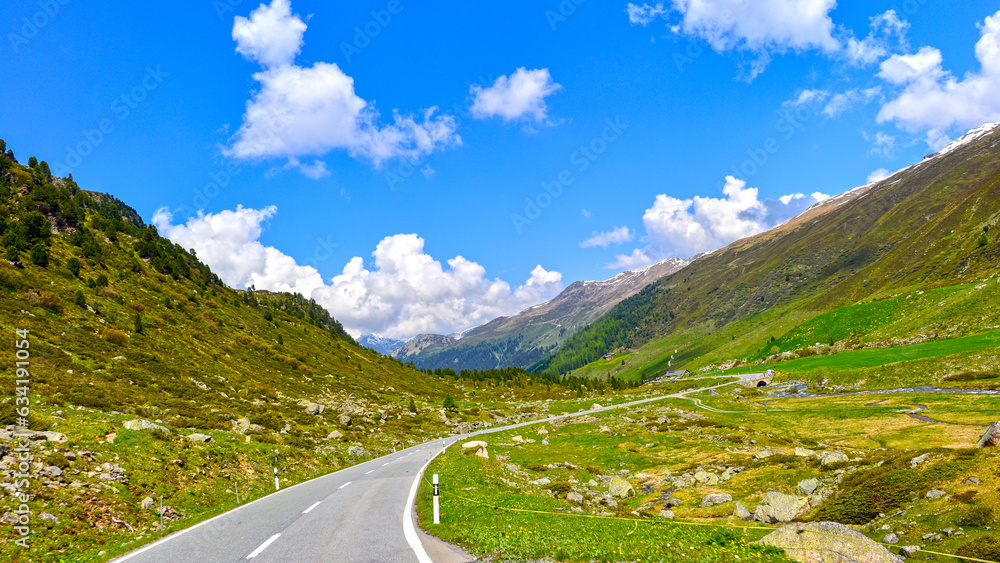 Flüelapassstraße in Graubünden, Schweiz