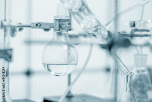 Quadro su tela Rearrangement Reaction: A reaction in which the atoms within a molecul