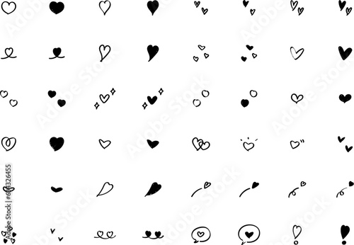 イラスト素材：かわいい手書きのベクターのハートセット　黒　白黒　Hand drawn vector black heart illustration set