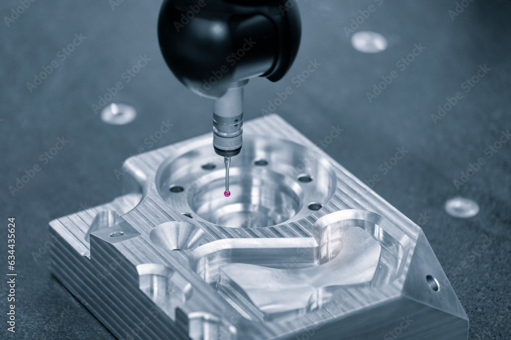 Quality control on milling CNC machine, coordinate measuring machine, Quality control machine Quality control on milling CNC machine, coordinate measuring machine, Quality control machine