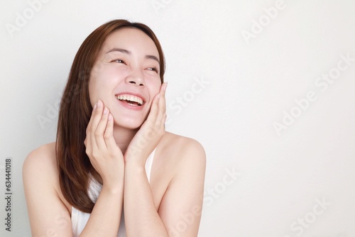 portrait of a beautiful Asian woman in natural beauty Makeup over isolated background
