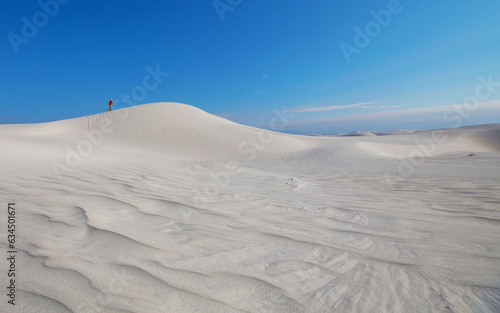 Hike in White sand