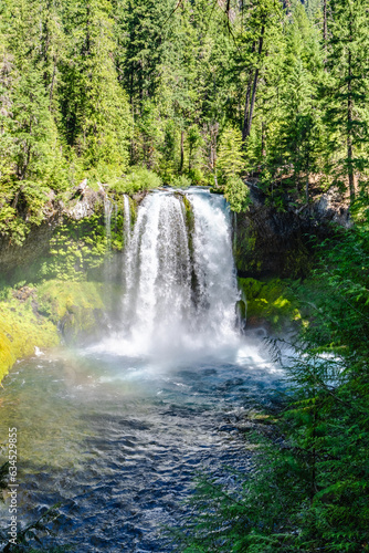 Oregon waterfall 