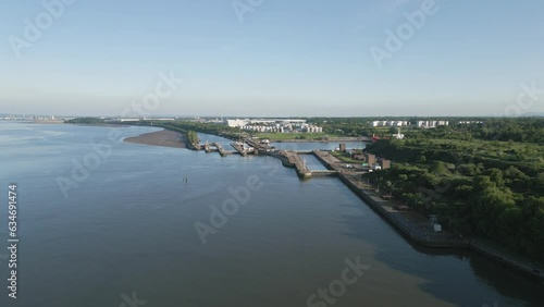 Wallpaper Mural Eastham Lock on River Mersey, Wirral, Merseyside, England Torontodigital.ca