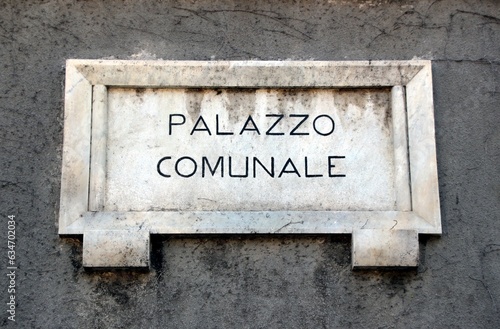 Italy, Lombardy: Road signal (Municipal building).