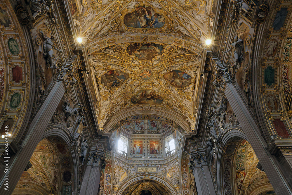 ARCHITETTURA Basilica di santa Maria Maggiore DI BERGAMO, ITALIA 