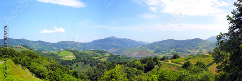 In the depths of the green Basque Country, there is a valley as if lost, almost ignored, called the Aldudes Valley, which has kept a virgin character and is renowned for the beauty of its landscapes