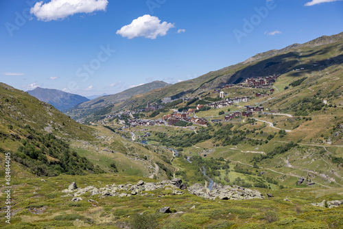 Les Alpes depuis la Savoie en été-03 (ID: 634844015)