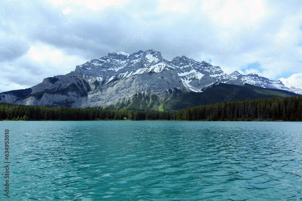 Blue mountain lake
