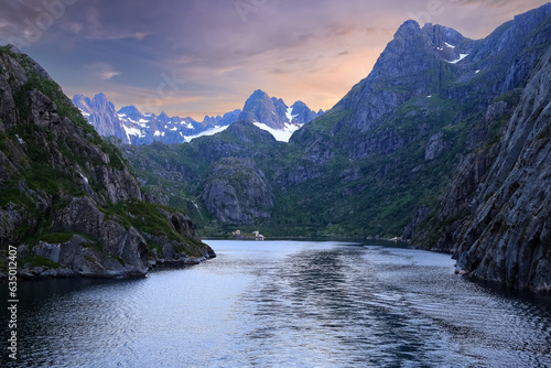 Fototapeta Naklejka Na Ścianę i Meble -  Trollfjorden, Norway