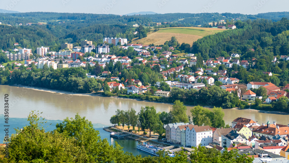 Drei-Flüsse-Eck / Ortspitze Passau (Ausblick von der Feste Oberhaus)