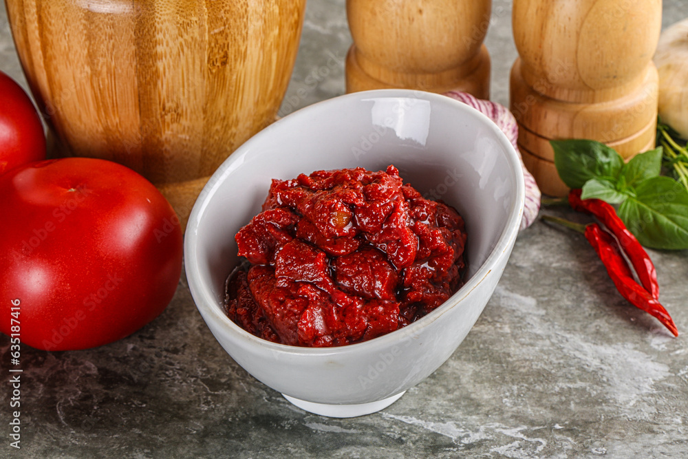 Natural organic red tomato paste Natural organic red tomato paste