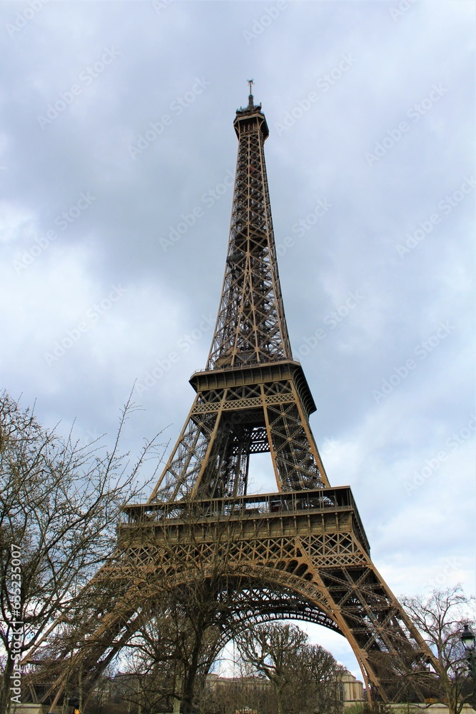 Beautiful View of Eiffel Tower 