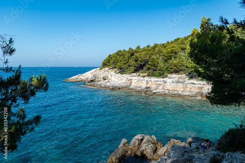 Fototapeta Naklejka Na Ścianę i Meble -  Beautiful sea in Pula, Croatia