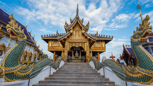 Wat Baan Den Chiangmai Thailand Landmark วัดบ้านเด่น บ้านเด่นสะหรีศรีเมืองแกน เชียงใหม่ ประเทศไทย วัด buddha image landscape © GuyZezars