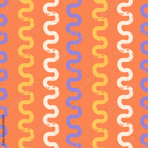 Wavy colofrul grunge bold lines seamless pattern. Curly lines and waves, vertical rough brush strokes. Geometric ornament. Color paint hand drawn background. Dry grungy brushstrokes vector design.