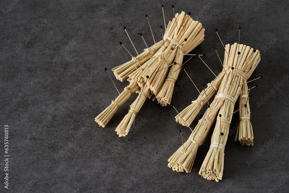 couple halloween curse straw doll Japanese wara ningyo voodoo dark