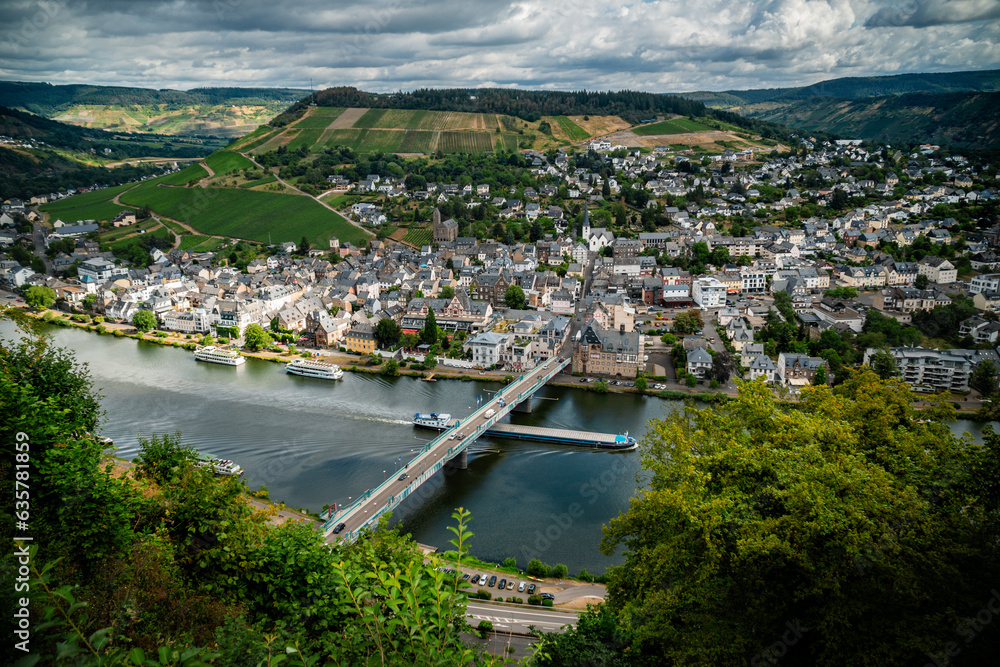 Fototapeta premium Bernkastel an der Mosel