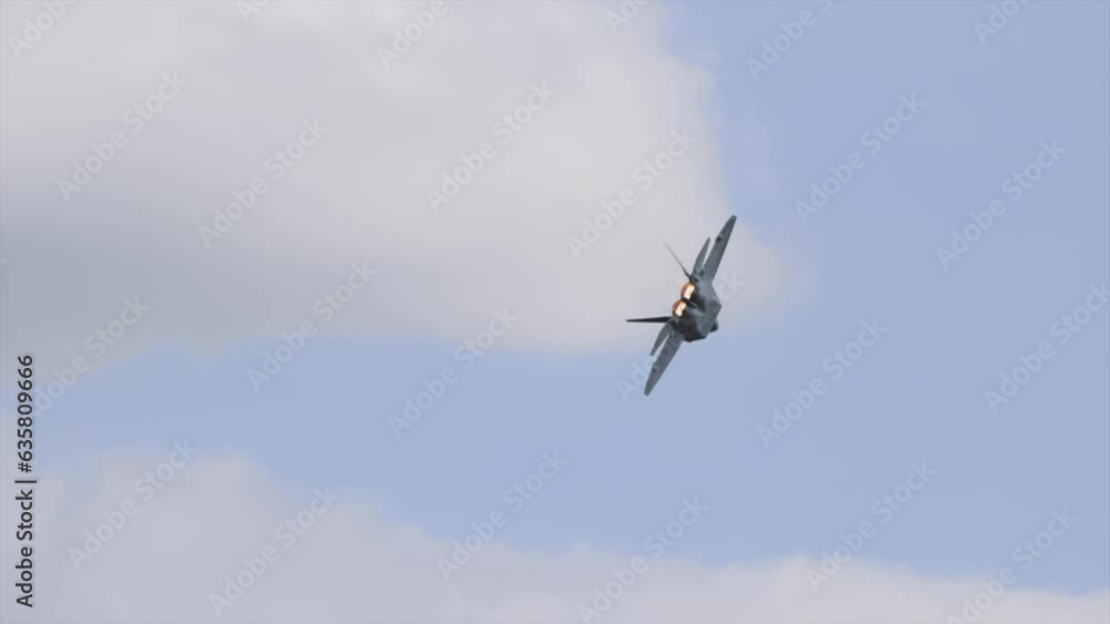 F22 airshow Fighter jet thrust vectoring Air superiority Russia F22 airshow Fighter jet thrust vectoring Air superiority Russia