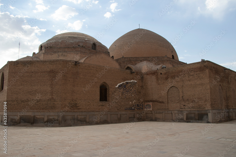 Ancient brick dome and corridor - Tabriz Blue Mosque