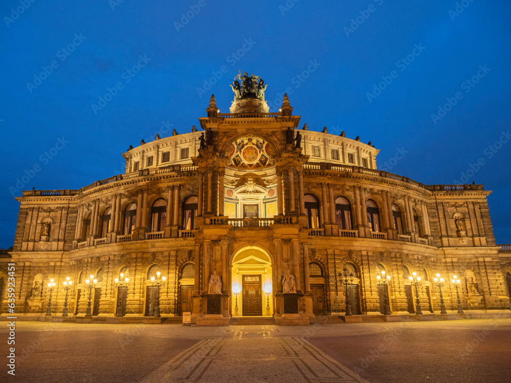 The Semperoper, the opera house of the Sachsische Staatsoper Dresden, Dresden, Saxony, Germany The Semperoper, the opera house of the Sachsische Staatsoper Dresden, Dresden, Saxony, Germany