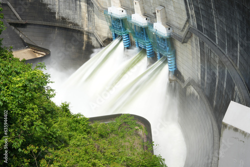 dam on the river photo