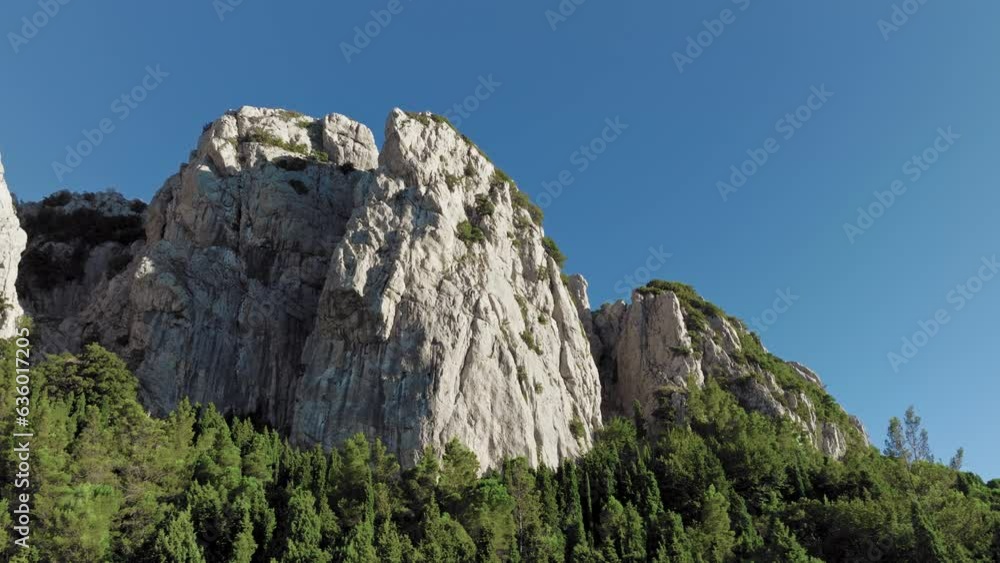 Rocky mountain of dolomitic origin Rocky mountain of dolomitic origin