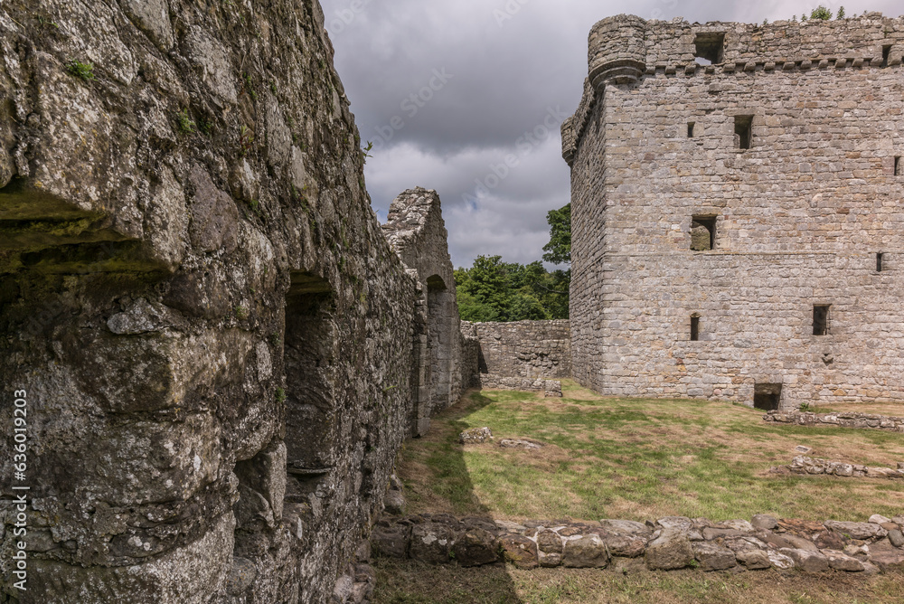 ruins of lochleven castle
