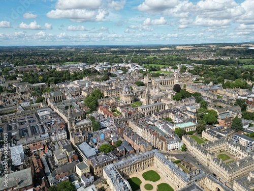Aerial view of the bustling cityscape of Oxford, in England