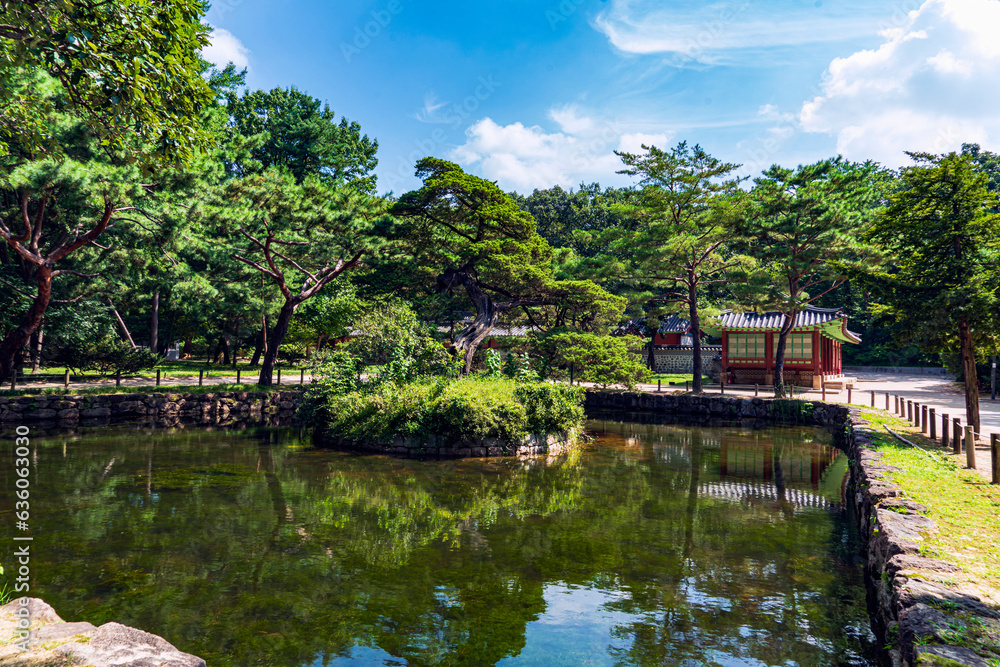 종묘내의 연못, 종묘, 서울, 대한민국