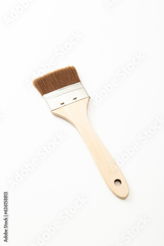 Wallpaper Mural 白背景に塗装用の刷毛 Torontodigital.ca