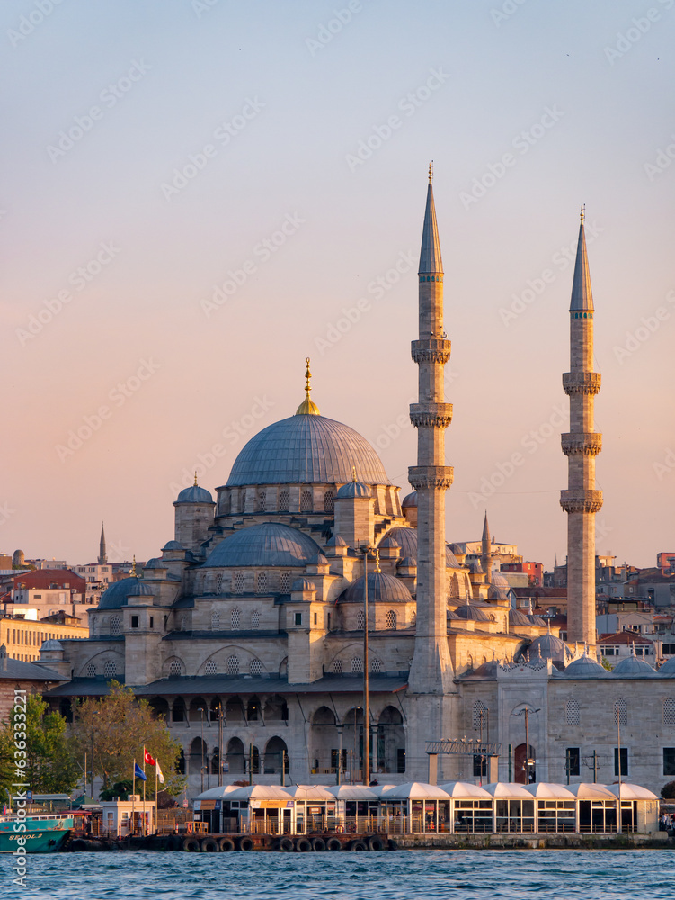Naklejka premium Rüstem Pasha Mosque, Istanbul, Turkey, during sunset - Portrait Shot