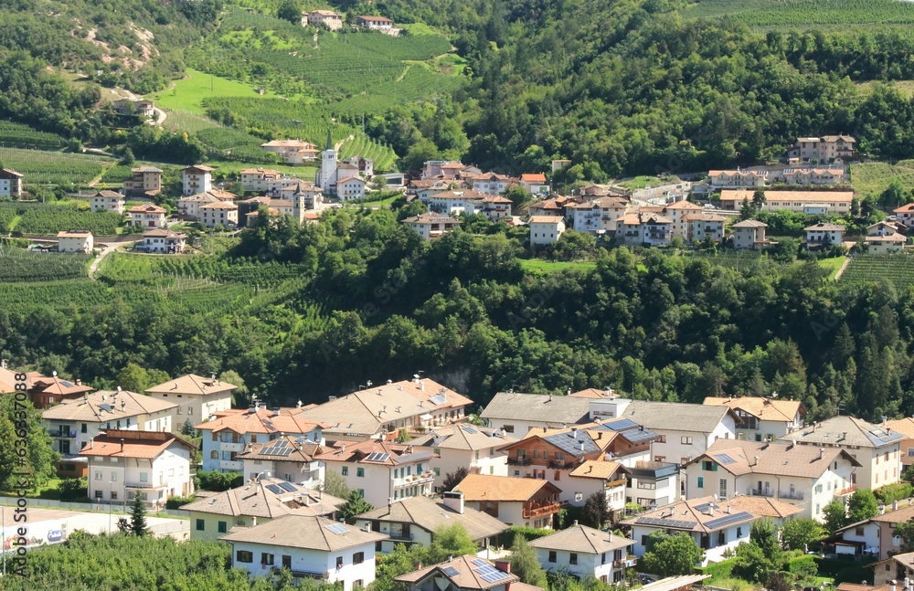 Panorama della Val di Non in Trentino Alto Adige, Norditalia