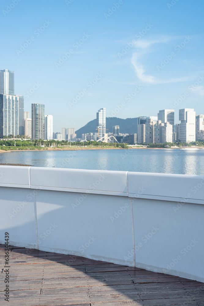 Shenzhen Binhai Cultural Park and unmanned road guardrails