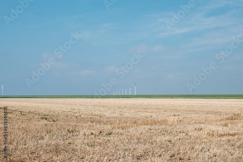 Bare field in Flevoland    Kale akker in Flevoland