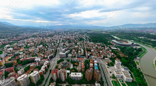 фотографія Expansive aerial shot of the bustling cityscape of Skopje in the Republic of Mac