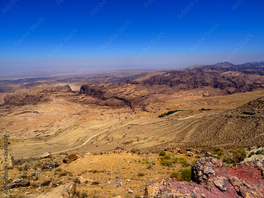 Deserto Giordano: Terra D'Armonia tra Sabbia e Cielo