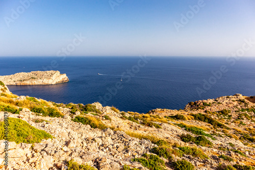 Urlaubsstimmung in der Bucht von Cala Sant Vicenç auf der wunderschönen Balearen Insel Mallorca - Spanien