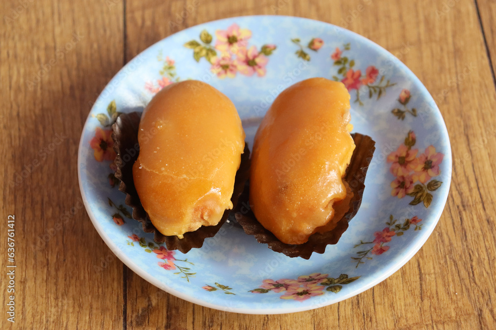 Carbayones, typical sweet from Oviedo (Asturias) Carbayones, typical sweet from Oviedo (Asturias)