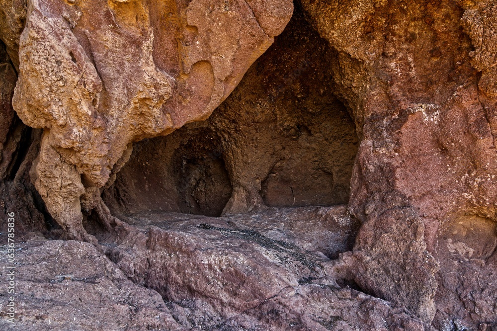 Obraz premium Scenic view of barren rock formations in a canyon