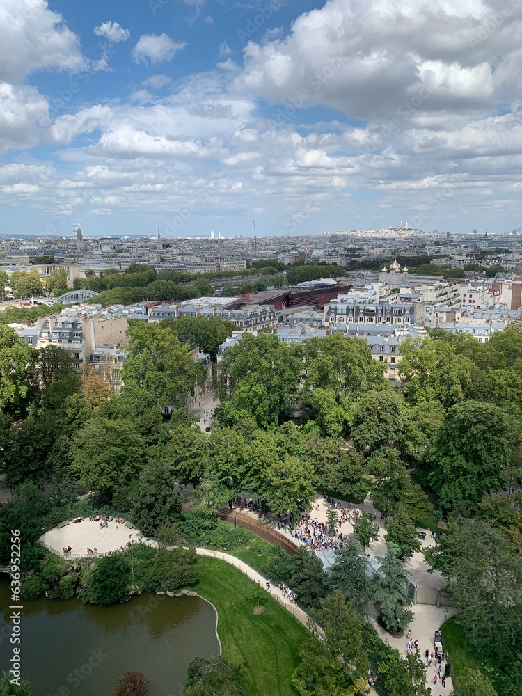 Vue depuis le premier étage de la Tour Eiffel, Paris