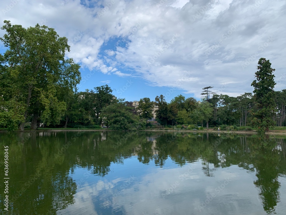 Lac inférieur au Bois de Boulogne à Paris